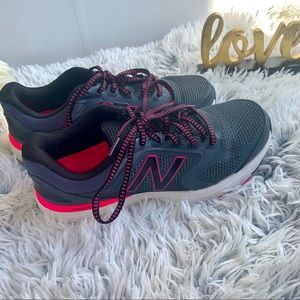 NEW BALANCE WOMAN SHOES